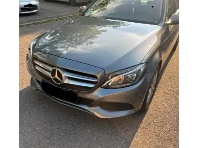 Gebraucht Mercedes C200 Avantgarde 184 PS (135 kW) 2016 Grau Limousine