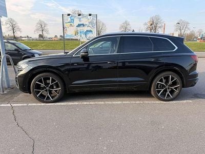 Gebraucht VW Touareg R-line 340 PS (250 kW) 2024 Schwarz SUV