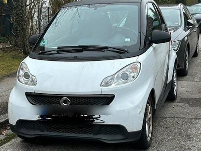 Weiß Gebraucht 2014 Smart ForTwo Coupé Coupé | 6.600 € (Fairer Preis)