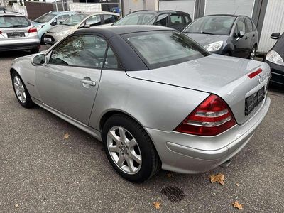 Silber Gebraucht 2003 Mercedes SLK200 Edition Cabrio | 4.999 € (Fairer Preis)