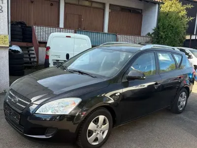 Gebraucht Kia Ceed Sportswagon LX 109 PS (80 kW) 2007 Schwarz Kombi