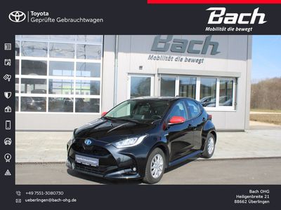 gebraucht Toyota Yaris Hybrid Club Basis + Comfort-Paket