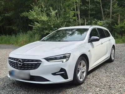 Gebraucht Opel Insignia 174 PS (127 kW) 2021 Weiß Kombi