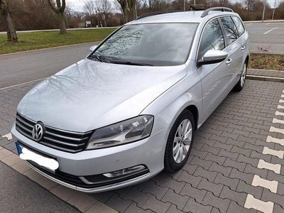 Gebraucht VW Passat Comfortline 140 PS (102 kW) 2013 Silber Kombi