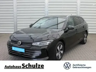 Używany VW Passat Business 150 KM (110 kW) 2025 Czarny Kombi