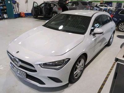 Mercedes CLA200 Shooting Brake