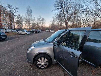 Second-hand Suzuki Swift 92 CP (67 kW) 2009 Gri Hatchback