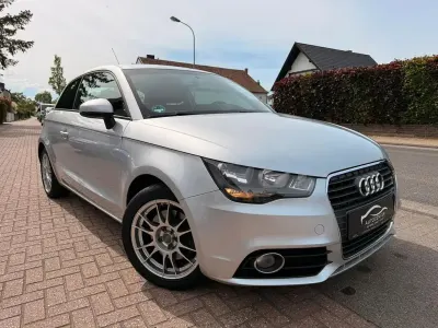 Gebraucht Audi A1 Ambition 105 PS (77 kW) 2011 Silber Kleinwagen
