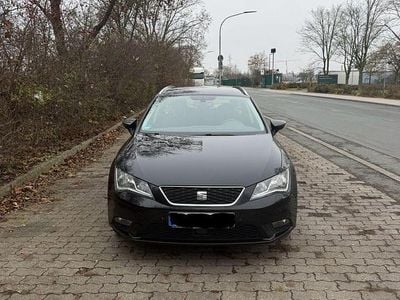 Second-hand Seat Leon ST CONNECT 150 CP (110 kW) 2015 Negru Break