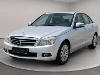 Gebraucht Mercedes C200 184 PS (135 kW) 2010 Silber Limousine