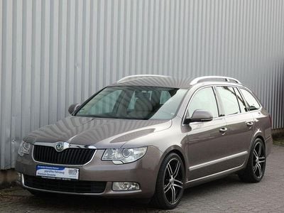 Gebraucht Skoda Superb Elegance 160 PS (117 kW) 2010 Violet Kombi