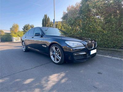 BMW 730