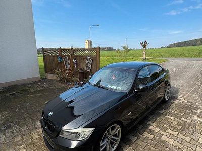 Usata BMW 318 M Sport 143 CV (105 kW) 2009 Nero Berlina