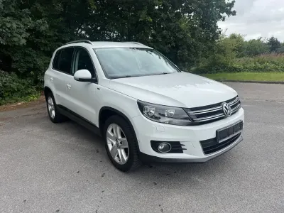 Gebraucht VW Tiguan Sportline 122 PS (89 kW) 2014 Weiß SUV