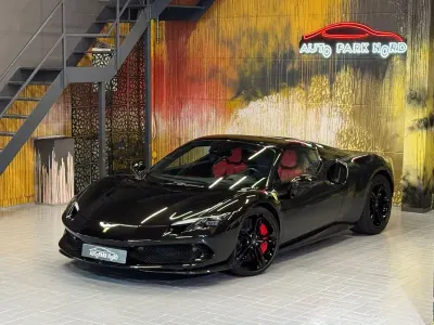 Neu Ferrari 296 829 PS (609 kW) 2026 Schwarz Cabrio