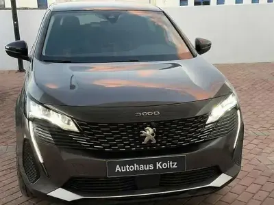 Gebraucht Peugeot 3008 Allure 224 PS (164 kW) 2022 Lackierung platiniumgrau/meta SUV