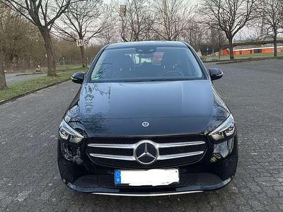 Gebraucht Mercedes B180 116 PS (85 kW) 2021 Van / Kleinbus