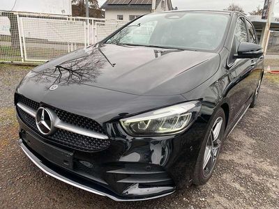 Gebraucht Mercedes B200 AMG line 163 PS (119 kW) 2023 Kosmosschwarz  metalliclack Van / Kleinbus