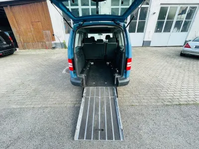 Gebraucht VW Caddy 102 PS (75 kW) 2012 Blau Van / Kleinbus