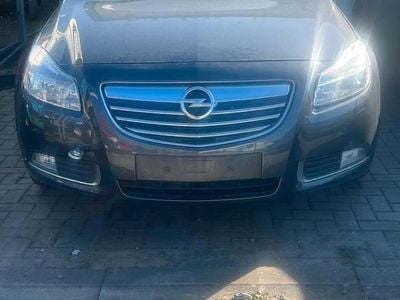 Gebraucht Opel Insignia 130 PS (95 kW) 2010 Grau Limousine