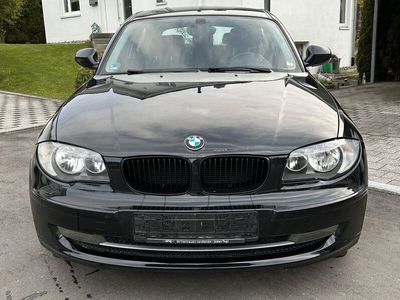 gebraucht BMW 116 i - Farbe: schwarz - EZ 09/2010 - 104.567 km