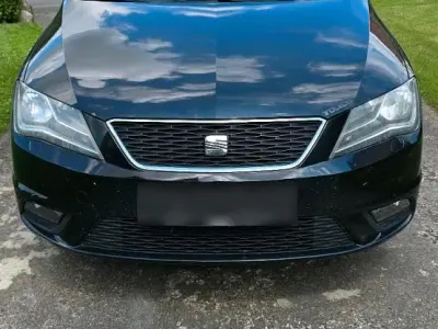Gebraucht Seat Toledo 105 PS (77 kW) 2013 Schwarz Kleinwagen