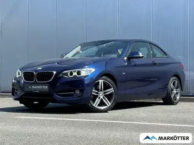 Gebraucht BMW 220 Sport Line 190 PS (139 kW) 2016 Blau Coupé