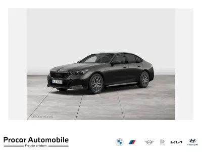 Nowe BMW 530e Performance 190 KM (139 kW) 2026 Szary Sedan/Limuzyna