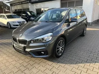 Gebraucht BMW 220 Gran Tourer Sport Line 190 PS (139 kW) 2015 Grau Van / Kleinbus