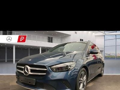 Gebraucht Mercedes B200 150 PS (110 kW) 2020 Blau Van / Kleinbus