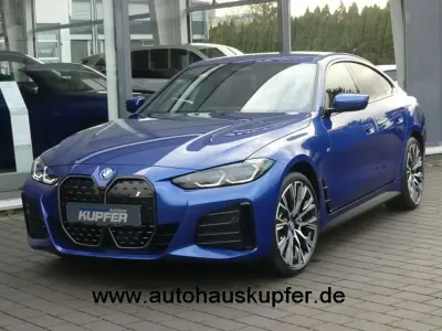 Gebraucht BMW i4 Performance 419 kW (571 PS) 2023 Blau Limousine