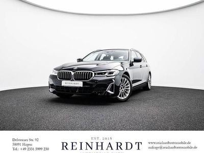 Gebraucht BMW 530 Luxury Line 245 PS (180 kW) 2023 Black sapphire metallic Kombi