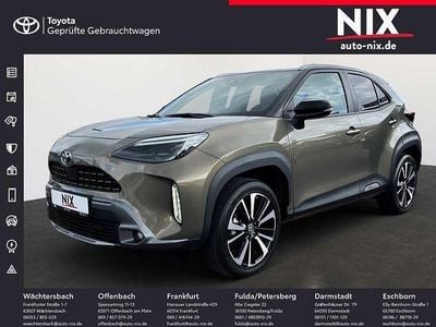 Gebraucht Toyota Yaris Hybrid Edition 116 PS (85 kW) 2022 Manganbronze metallic / dach schwarz
