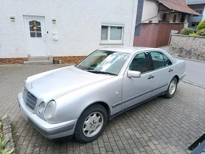 Gebraucht Mercedes E200