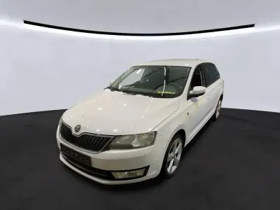 Gebraucht Skoda Rapid Dynamic 105 PS (77 kW) 2013 Weiß Kleinwagen