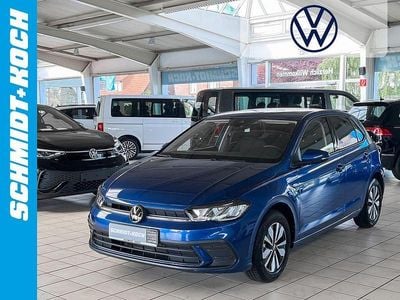 Blau Gebraucht 2024 VW Polo Move Limousine | 17.690 € (Guter Preis)
