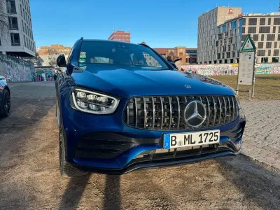 Gebraucht Mercedes GLC43 AMG AMG 390 PS (286 kW) 2022 Blau SUV