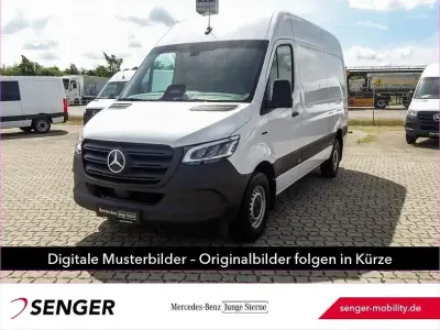 Gebraucht Mercedes E-Sprinter 100 kW (136 PS) 2024 Weiß Van