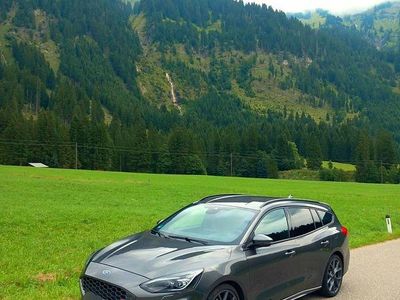 Gebraucht Ford Focus ST 280 PS (205 kW) 2020 Grau Kombi