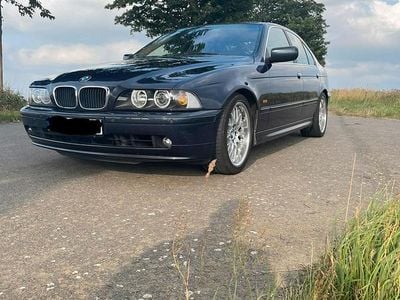 Second-hand BMW 525 192 CP (141 kW) 2002 Albastru Berlinǎ