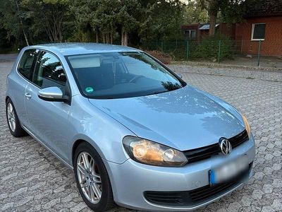 Gebraucht VW Golf VI 110 PS (80 kW) 2009 Silber Kleinwagen