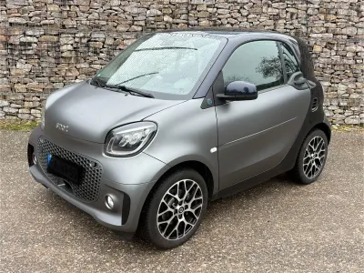 Używany Smart ForTwo Coupé Exclusive 60 kW (82 KM) 2022 Szary Hatchback