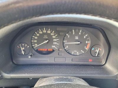 Gebraucht BMW 518 113 PS (83 kW) 1993 Limousine