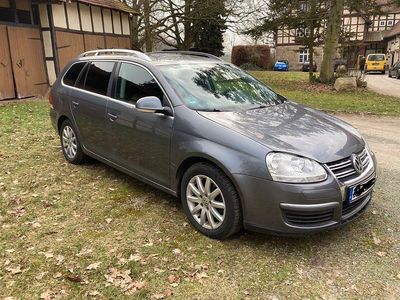 Grau Gebraucht 2009 VW Golf VI Comfortline Kleinwagen | 2.500 € (Fairer Preis)
