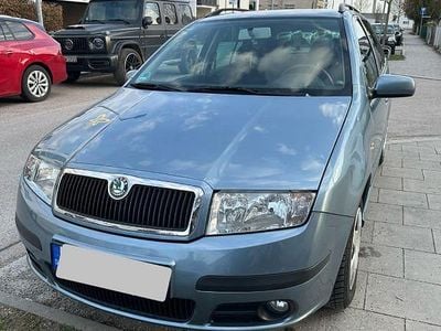 Gebraucht Skoda Fabia Ambiente 80 PS (58 kW) 2007 Grau Kombi
