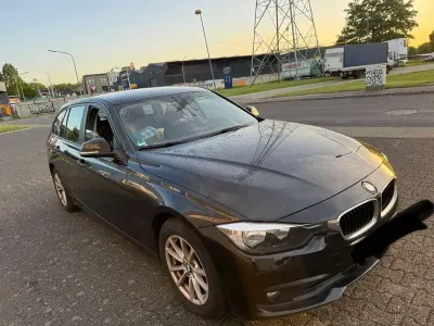Gebraucht BMW 316 Advantage 116 PS (85 kW) 2015 Schwarz Kombi