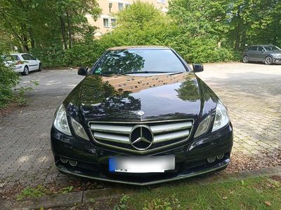Mercedes E200
