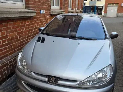 Gebraucht Peugeot 206 CC Sport 109 PS (80 kW) 2005 Blau Cabrio