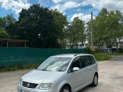 Gebraucht VW Touran 116 PS (85 kW) 2006 Silber Van / Kleinbus