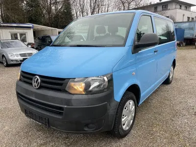 Second-hand VW Transporter 102 CP (75 kW) 2014 Albastru Van